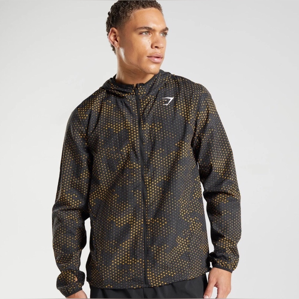 Gymshark Sport Windbreaker, M Tumeric Gold and Black Size M